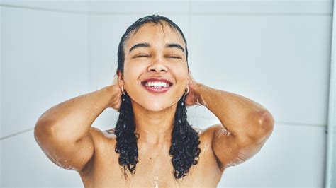 5 Super Extra Showerheads That Give Your Suds Session A Techy Twist
