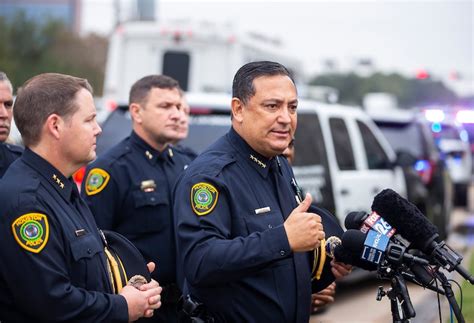 The Houston Police Chiefs Misleading Claim About An Officers Death