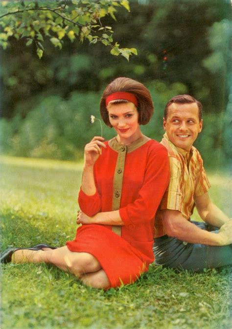 30 Romantic Photos Of The 60s Couples ~ Vintage Everyday