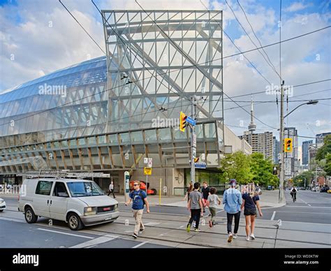 Art Gallery Of Ontario Stock Photo Alamy