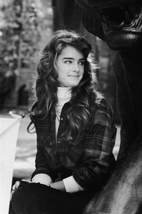 The Brooke Shields Look Book In 2020 Brooke Shields Vintage Photos