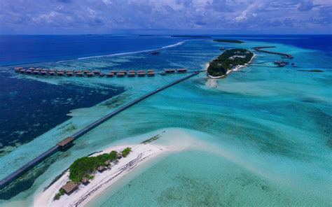 the residence falhumaafushi a luxury 5 maldives resort