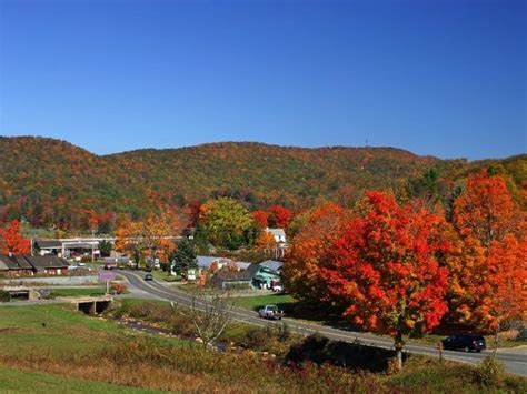 6 Beautiful Mountain Towns in North Carolina For a Quaint Weekend
