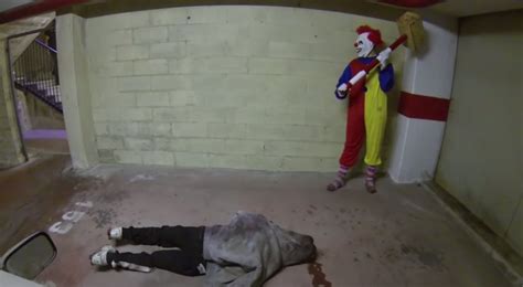 Creepy Killer Clown Attacks In New Internet Prank Video