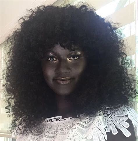 Teen Bullied For Her Dark Skin Becomes Model And Offers Powerful Advice