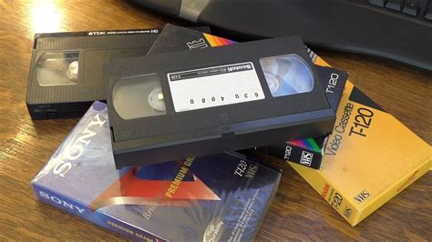How To Manually Rewind Vhs Tapes Youtube