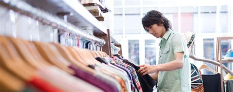 Impulse Buying: What It Is and How to Avoid It | Capital One