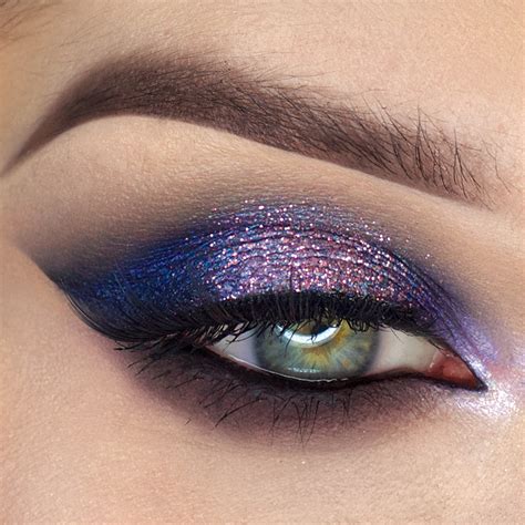 What Colors Look Best With Brown Eyes - Eyeshadow Colors For Dark Brown Eyes