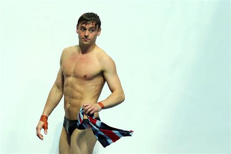 Diver Tom Daley Keeping Sharp With Movement Training From His Own