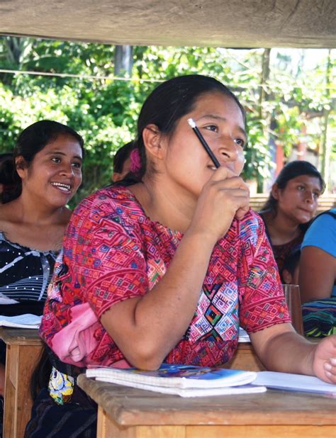 Transformar la vida de las mujeres indígenas guatemaltecas con apoyo de Manos Unidas ONG Manos