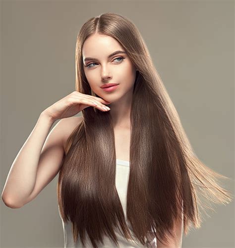Use a lightweight product and gently work it through hair with fingers for texture. 20 Stylish '60s Hairstyles You Need To Try Out!