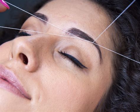 Eyebrow Threading Steps