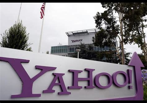 Yahoo 2013 09 05 8 Logo Redesigns From The Past 10 Years