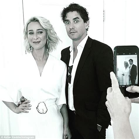 asher keddie gushes over husband on their 4 year wedding anniversary daily mail online