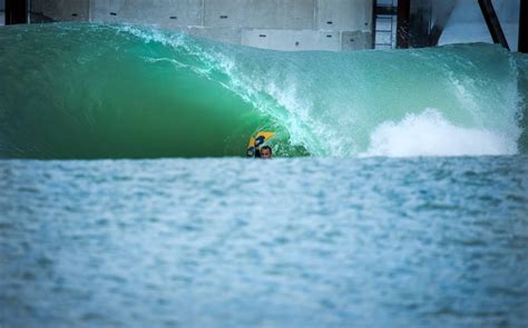 Surf Lakes Wave Pool Video Jans Place