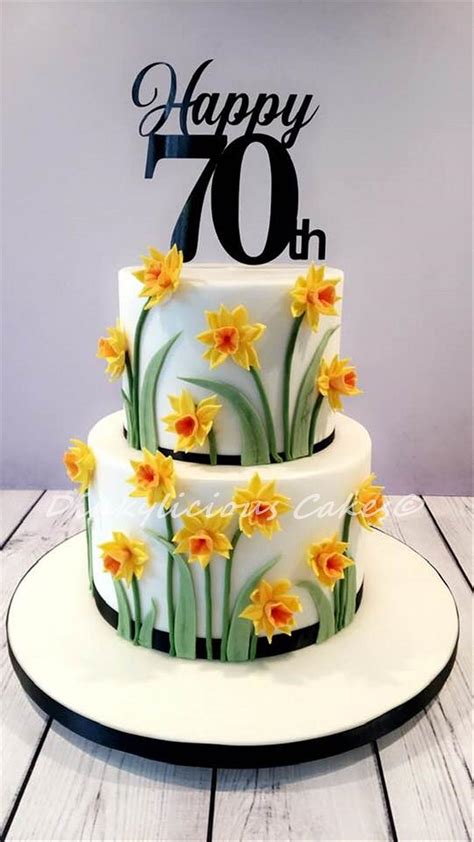 Daffodil Cake Decorated Cake By Dinkylicious Cakes Cakesdecor