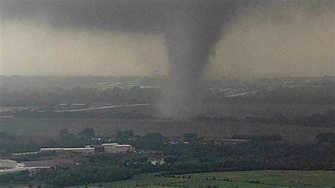 Seven Killed In Dallas Area Of Texas Amid Tornadoes Flooding
