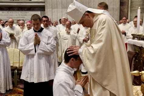Can Extraordinary Ministers Of Holy Communion Eucharistic Ministers Give Blessings In The