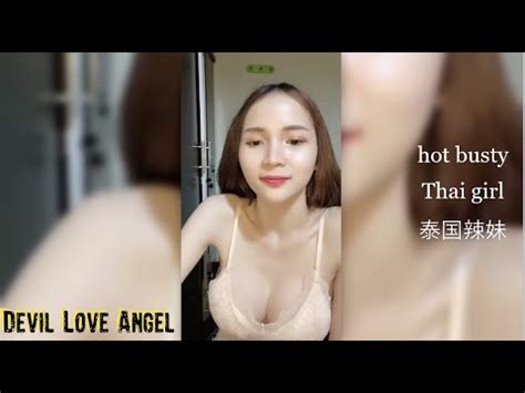 Big Tits Thai Girl Downblouse Bouncing With Sexy Singlet Bigo Live Part