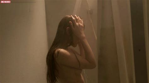 Голая Mayu Sugano в Zombie Ass Toilet Of The Dead
