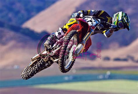 Dirt bike wallpaper, full hdq dirt bike pictures and wallpapers. 49+ Dirt Bike Girls Wallpaper on WallpaperSafari