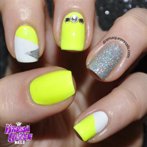 Drama Queen Nails 31dc2014 Day 3 Yellow Queen Nails Nails Neon