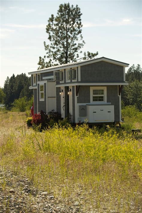 The Cottage Tiny House Tiny House Town