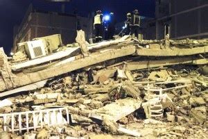 El terremoto de lorca fue un sismo de magnitud 5.1 mw (magnitud de momento) el 11 de mayo de 2011, tuvo una intensidad mercalli viii en la zona epicentral y sacudió principalmente a la localidad de lorca, en la región de murcia, españa, a las 18:47 hora local (16:47 utc). sheila94: Terremoto en Lorca