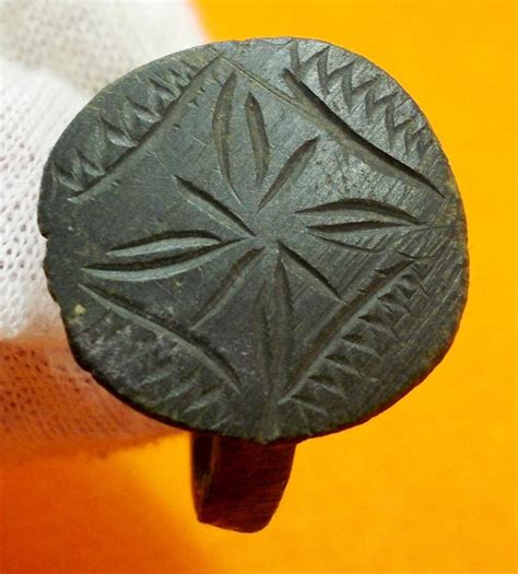 Medieval Bronze Solid Signet Ring Stylised Floral 1 Catawiki