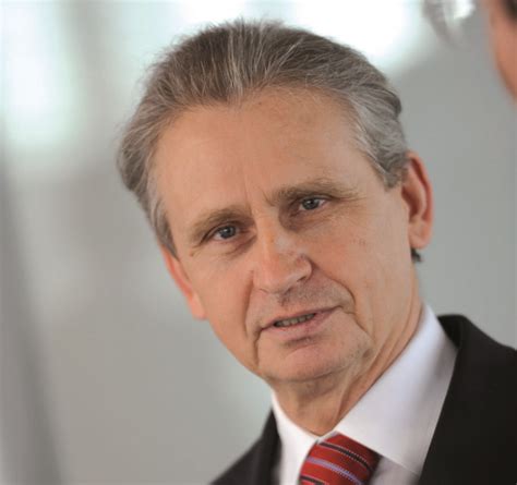 Zu ihren mitgliedern zählen geschäftskunden wie krankenhäuser, stiftungen, kirchliche. Bank im Bistum: Güllmann folgt auf Heidrich | Neues Ruhr-Wort