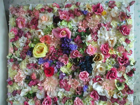 Creative And Usefull Ideas Silk Flower Wallhanging