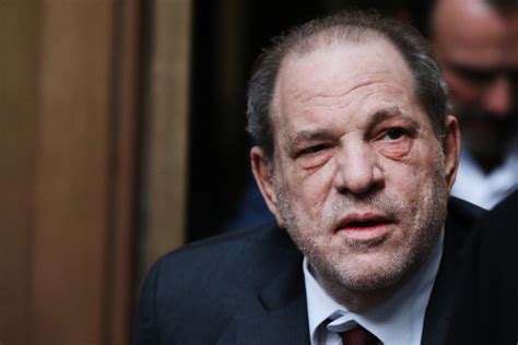 Harvey Weinstein é Condenado A 23 Anos De Prisão Por Estupro E Agressão Sexual Gq Noticias