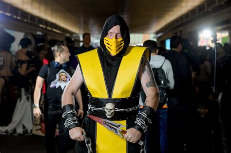 Mortal kombat was scheduled to hit theaters in january, but warner bros. 2021 'Mortal Kombat' Director Promises Gruesome Fatalities ...