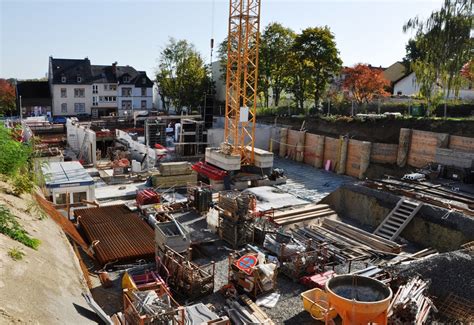 Das gesetz besagt, es darf nur die kostenmiete erhoben werden. frankfurt-wilhelmshoeher-strasse