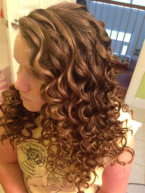 Curls Done By Curling Wand Curled Hairstyles Curl Styles Beautiful Hair