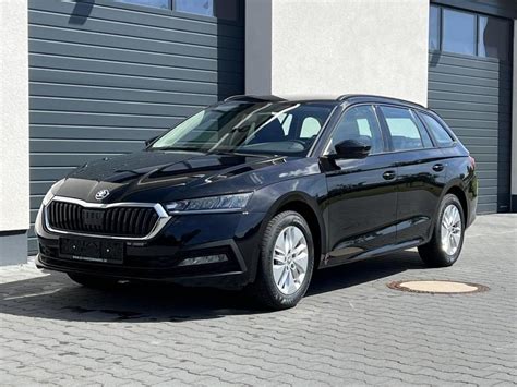 skoda octavia combi ambition 2 0 tdi dsg 110kw 2023 sitzheizung günstiger kaufen eu neuwagen