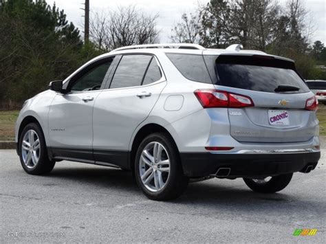 2019 Silver Ice Metallic Chevrolet Equinox Premier 132109580