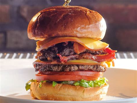 Best Burgers In Chicago Include Cheeseburgers Hamburgers And More