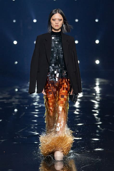 Paris Fashion Week Givenchy Fall 2021 Collection Laptrinhx News