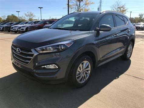 The 2016 tucson comes with a new turbocharged engine on the eco, sport, and limited editions of the crossover. 2017 Hyundai Tucson SE AWD SE 4dr SUV for Sale in Concord ...