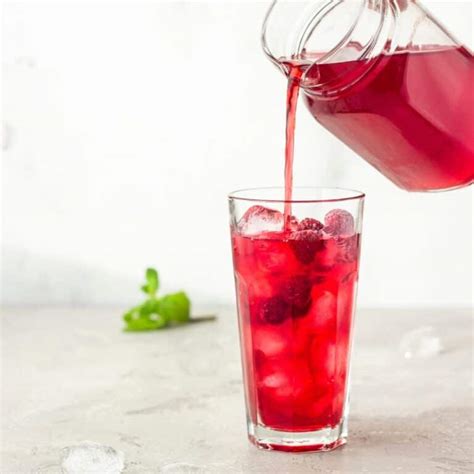 Iced Raspberry Rooibos Healthy Tea Recipe