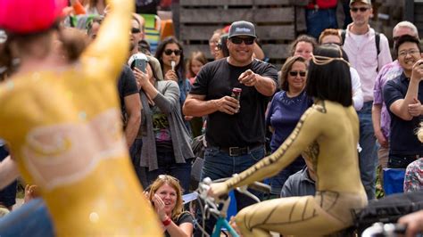 Photos Nude Bikers Kick Off Quirky Fremont Solstice Parade Seattle Refined