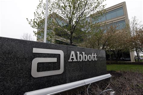 Abbott Labs veteran CEO White to step down next March