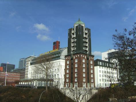 Bild Tower Hotel Hafen Zu Hotel Hafen Hamburg In Hamburg