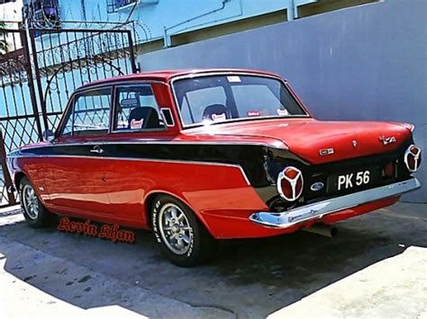 Trinidad's Antique Cars (Lotta pics)