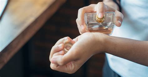 Perfume Allergy Symptoms Triggers And Treatments