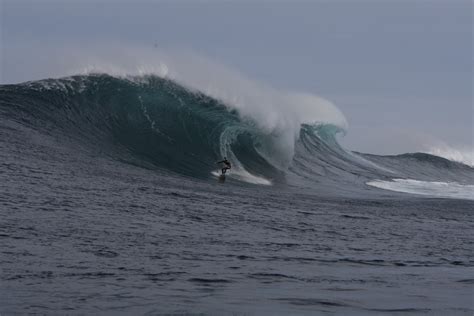 Big Wave Surfing At Cortes Banks Ghost Wave Pics Matador Network