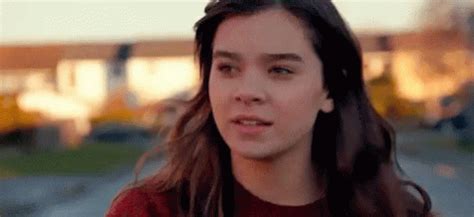 ) under the cut are 110 gifs of hailee steinfeld, who is an american actress, model and singer. Hailee Steinfeld The Edge Of Seventeen GIF ...