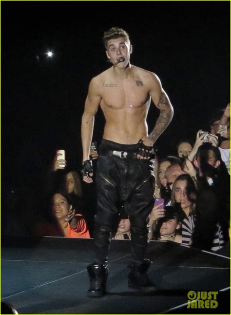 Justin Bieber Strips Down Shirtless For Believe Brisbane Concert Photo 3001211 Justin