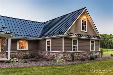 The Best Houses With Black Metal Roofs Best Home Design